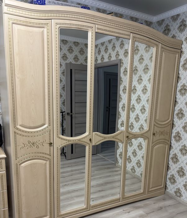 Шкаф спальный. Венера.