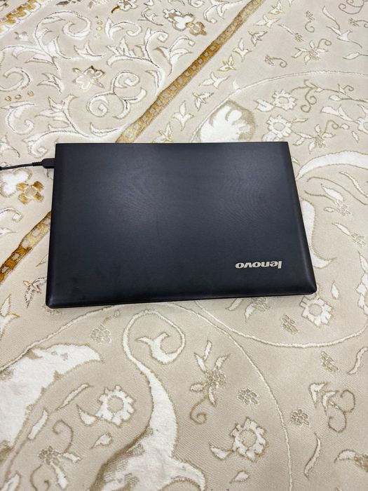 Ноутбук  Lenovo.
