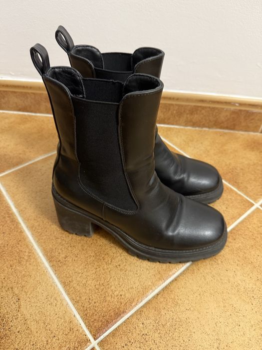 Ghete negre     S.     S