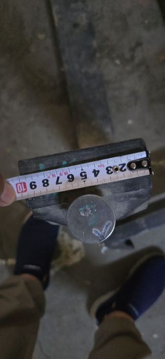 Karani lapasi 1.8m uzunligi 2tonnalik sotiladi