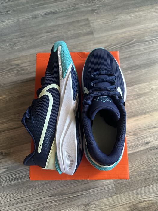 Оригинални маратонки Nike