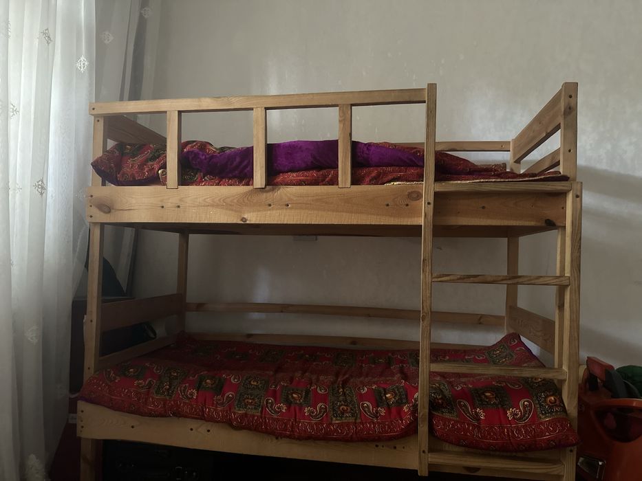 Продается Двухярусная кровать