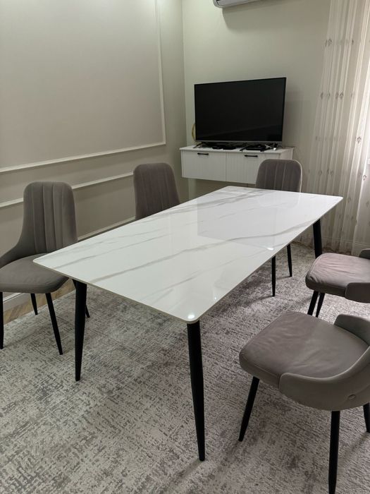 Кухонный стол мрамор