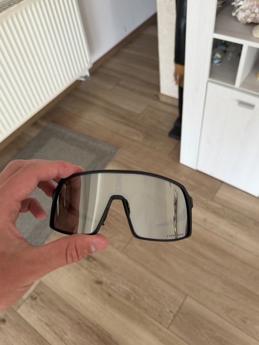 Oakley Sutro Prizm