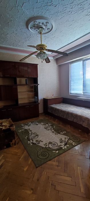 Дава се под наем Магазин в Шумен, Математическа гимназия - 61 кв.м за 306 € - Снимка #3