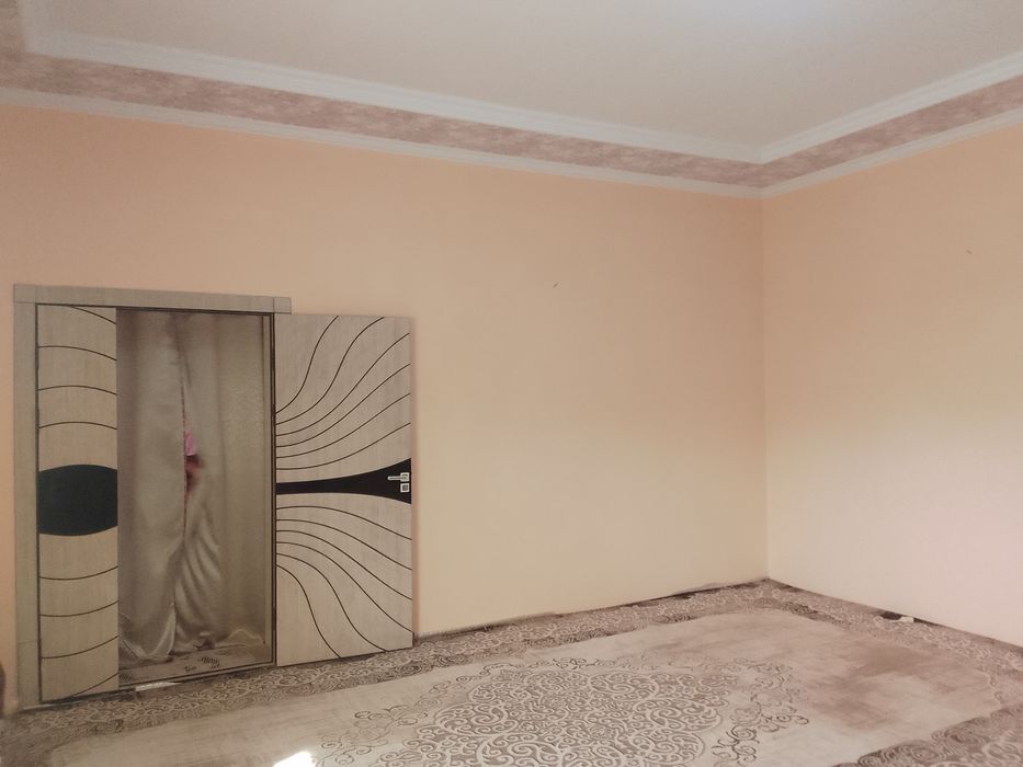 Ховли сотилади. Чуткарада