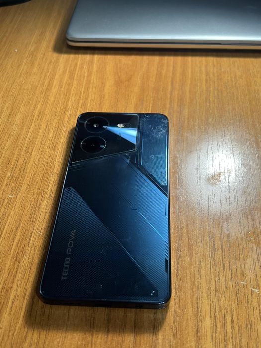 Продаю Tecno pova 5