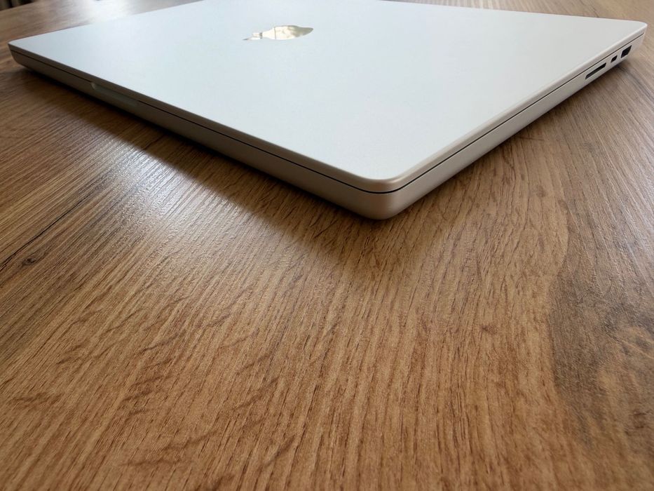 MacBook Pro 16" M4 MAX 14-CPU, 32-GPU, 36GB RAM, 1TB SSD — миниатюра 2