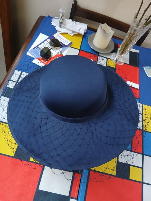 Pălărie elegantă