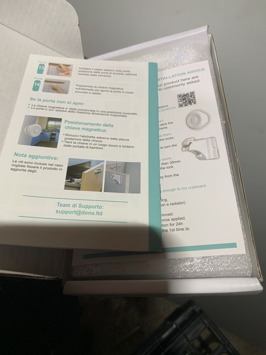 Inchizatoare noi cu magnet pentru copii mici