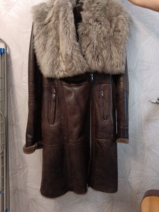 Продам дублёнку женскую