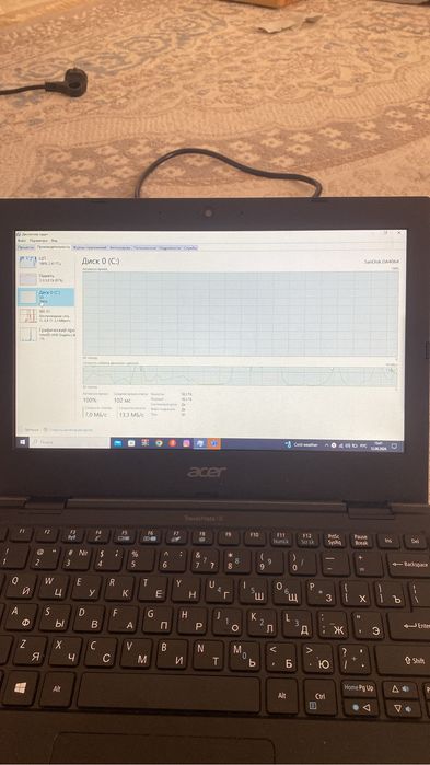 Ноутбук acer travelmate b1