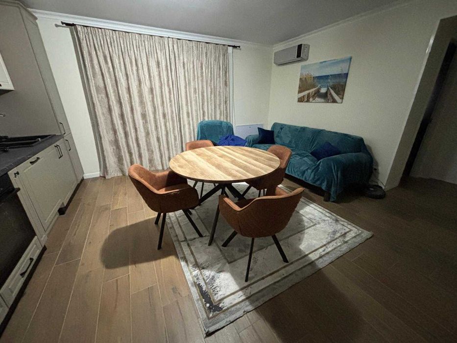 Apartament de închiriat în bloc nou!