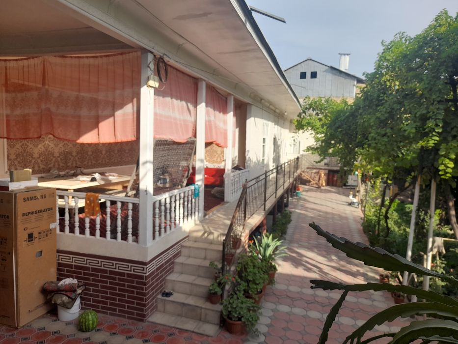 ховли уй сотилади