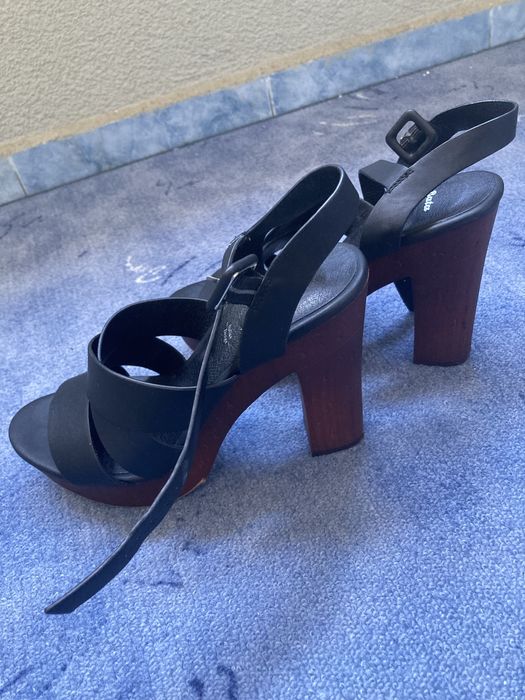 Дамски обувки Bata