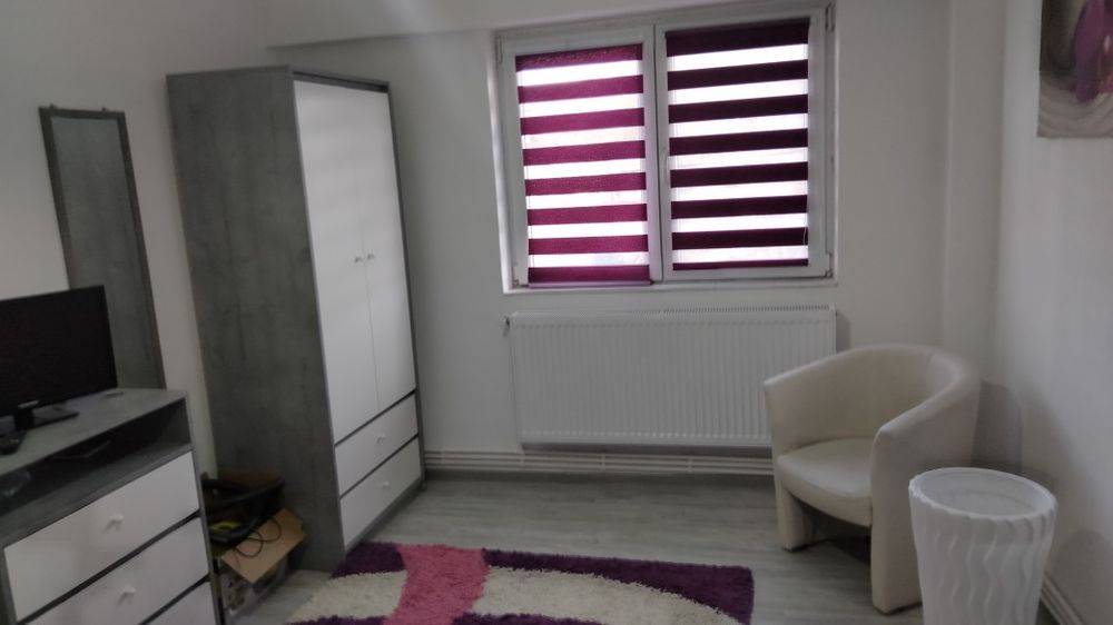 Garsoniera Mioveni cf 1 decomandata