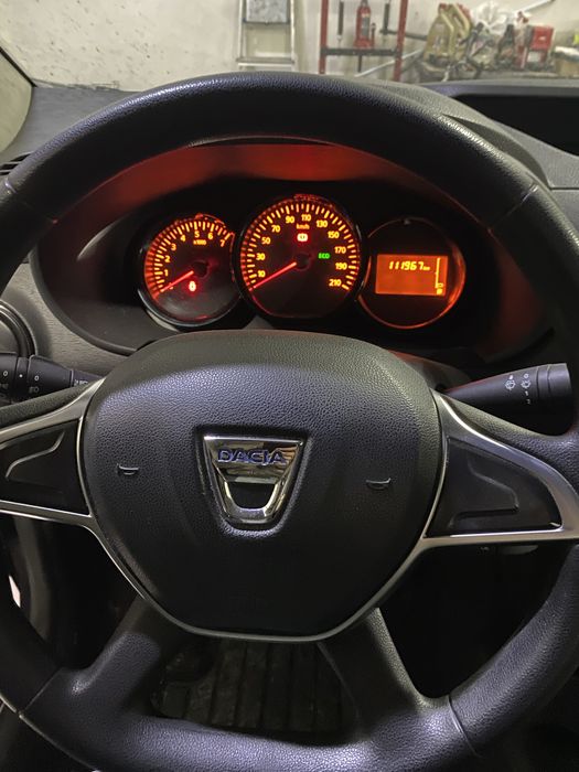 Dacia Dokker на части