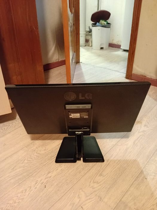 Монитор LG 22d HDMI