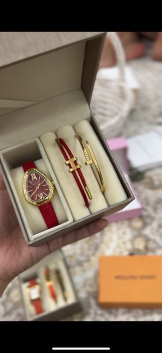 Браслеты  бижутерия