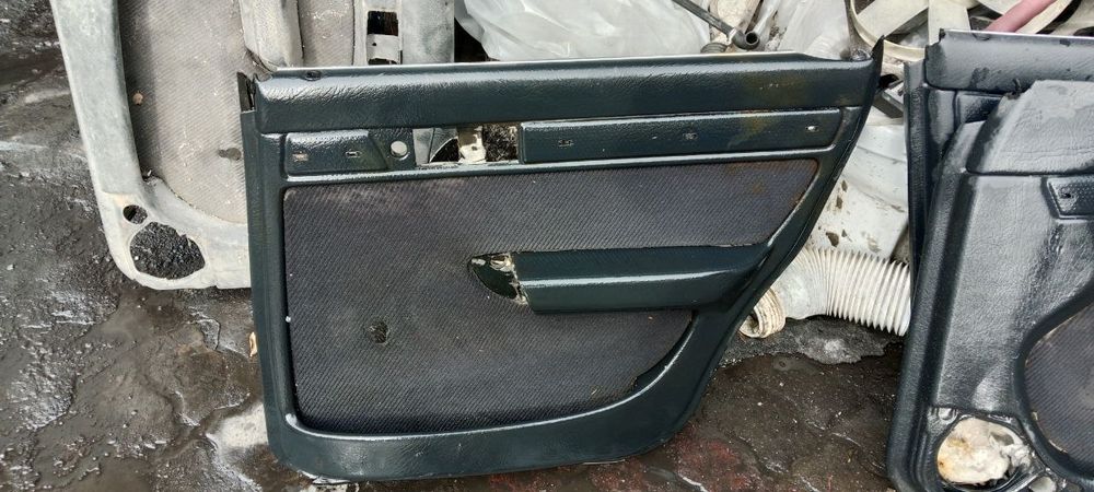 Продам карты на Ауди 100 с4