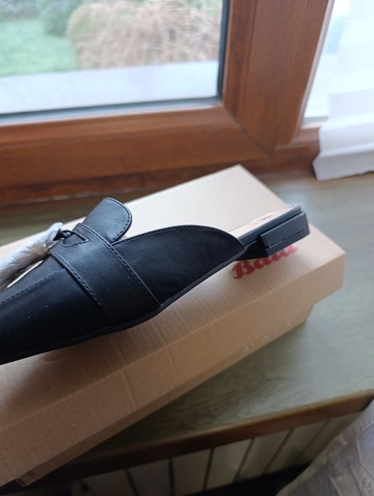 Продается привозная Нова женская обувь