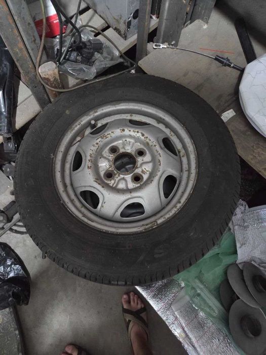 Шины с дисками 175/70 R13 Triangle