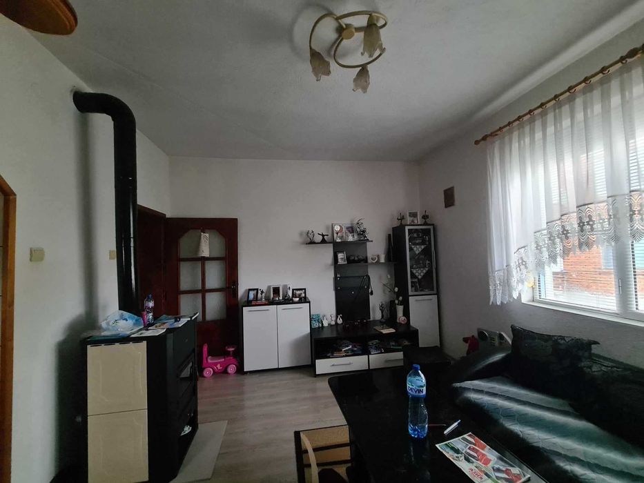 Продава се Тристаен апартамент в Хасково, Македонски - 80 кв.м за 1097 €/кв.м - Снимка #3