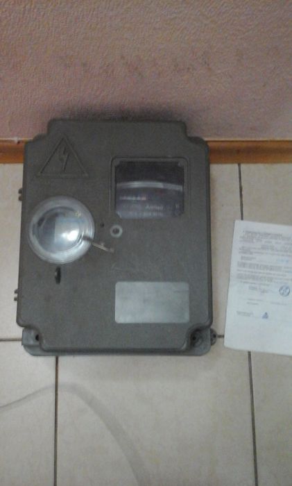 Продам щиток для электросчетчика
