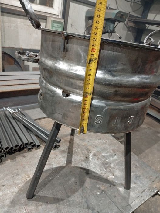 Grătar rotund din butoi de bere( inox)