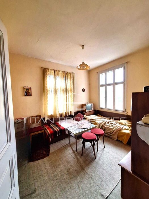 Продава се Етаж от къща в Чепеларе - 248 кв.м за 292 €/кв.м - Снимка #8