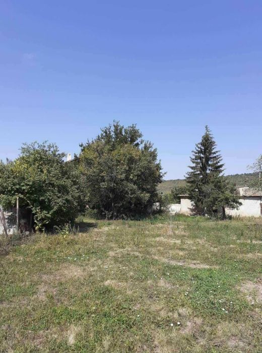 КЪЩА, гр. Суворово, област Варна