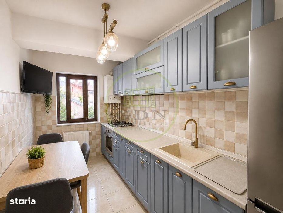Apartament 2 camere | 47,9 mp + balcon 9,9 mp | Etaj 1/3 | Centrala pr