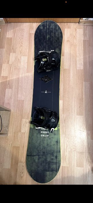 SNOWBOARD nitro 159 wide