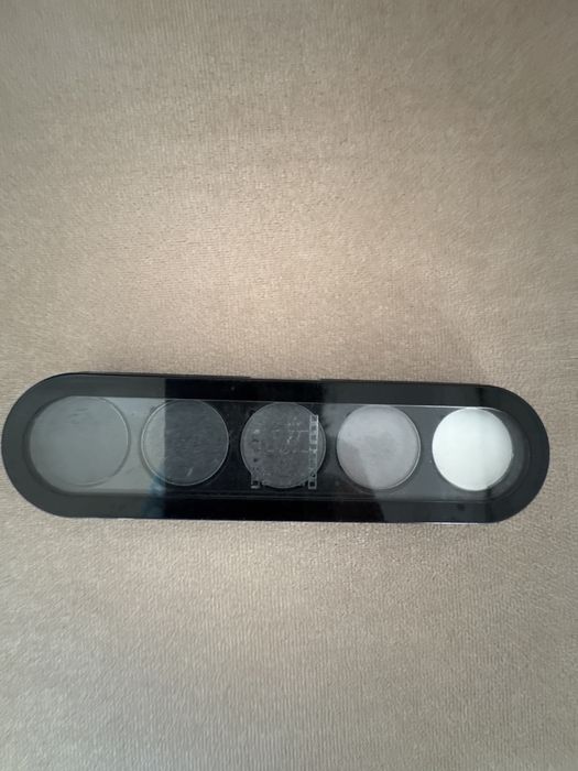 Продаются тени makeup atelier б/у t20 из города Атырау