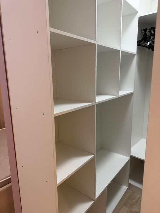 Продам встроеннный гардероб