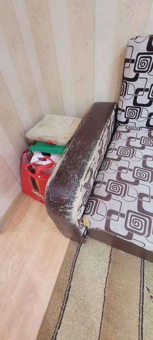 Продам угловой диван