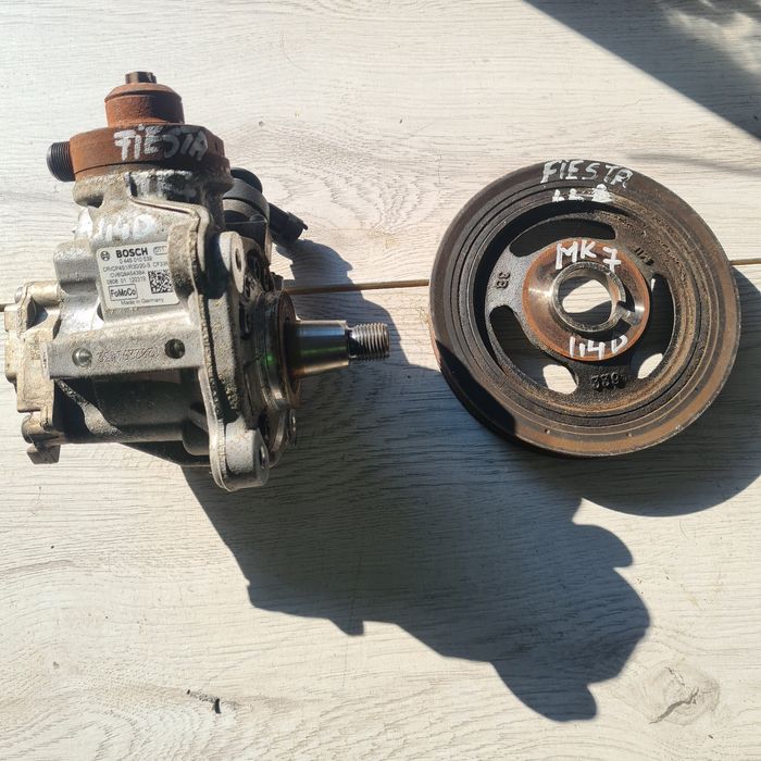 Pompa inalta,fulie vibrochen ford fiesta mk7,motor 1.4 tdi