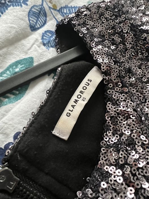 Коктейлна рокля с пайети