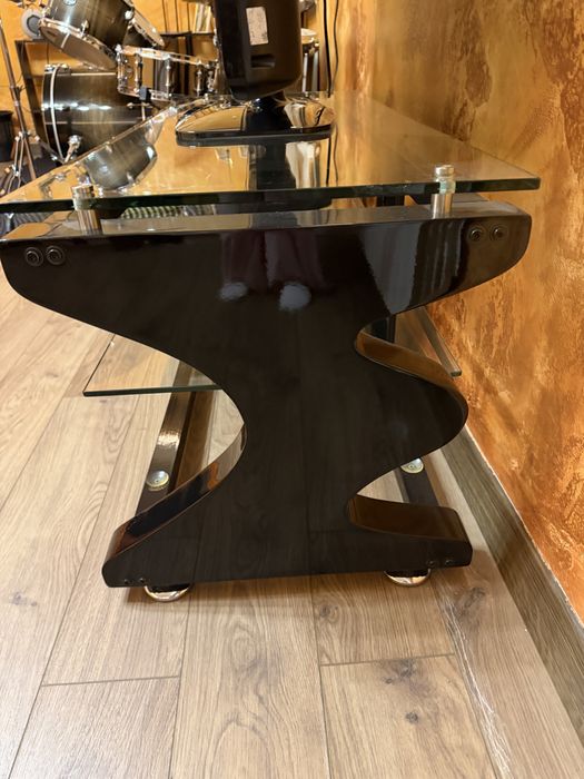 Тумба под телевизор