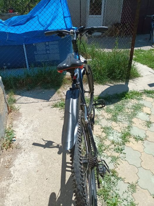 Bicicletă cu suspensii DHS