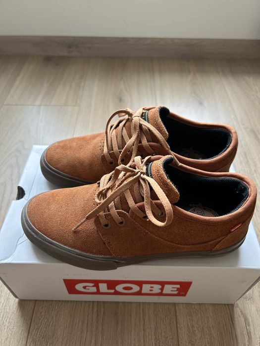 Велурени кецове Globe, 37 номер