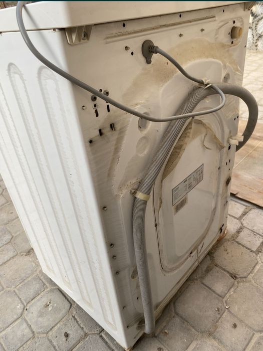 Zapchastga Kir mashina sotiladi