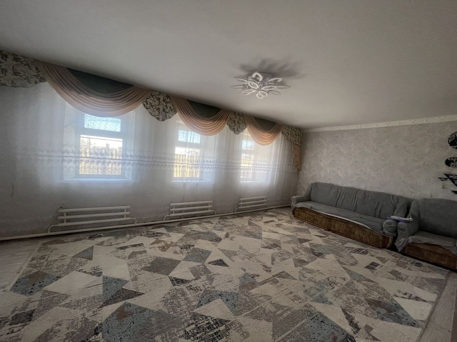 Үй сатылады.Ақпараттар төменде көрсетілген.