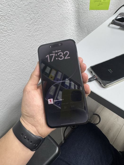 продается iphone 14 pro max 256 gb