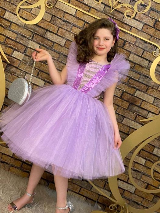 Платье пышное фатиновые