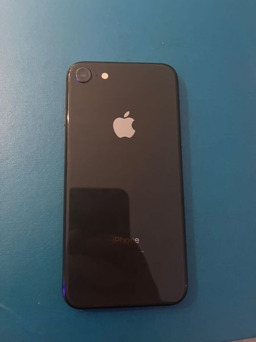 Айфон 8 64гб