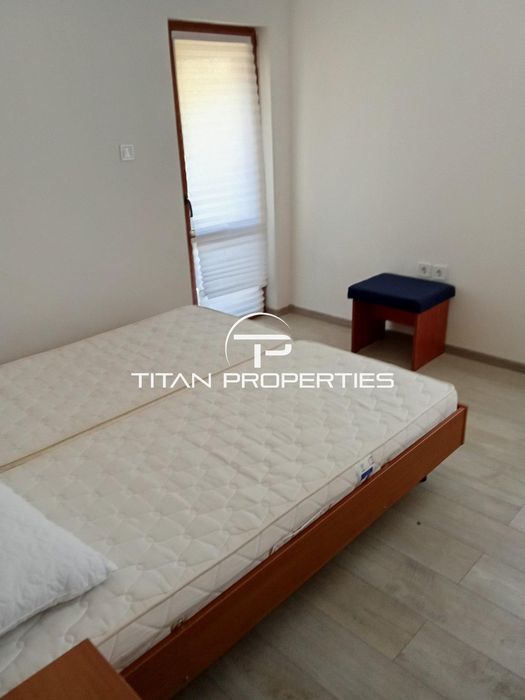 Едноетажна Къща след ремонт с двор в гр. Каблешково