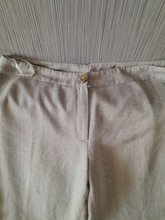 Женские брюки отдам за ванилин