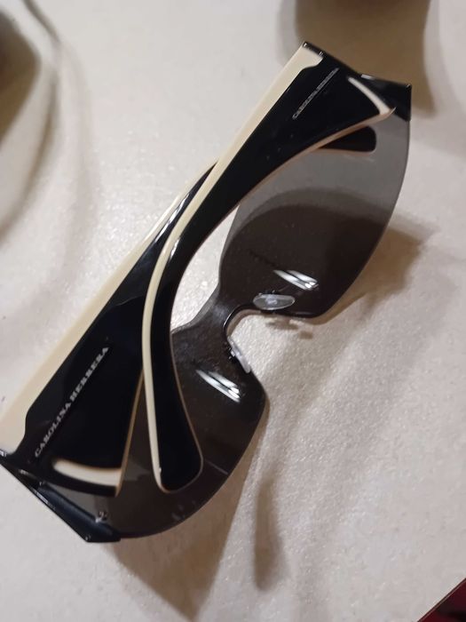 ochelari de soare Carolina Herrera
