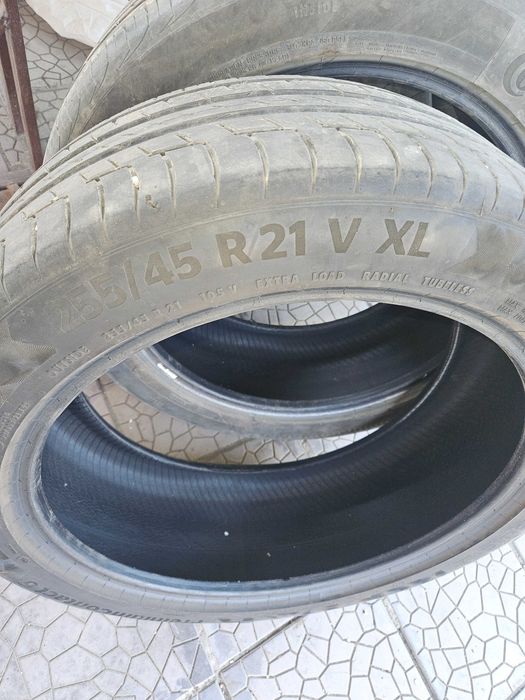 Летний комплект Continental 255/45/R21